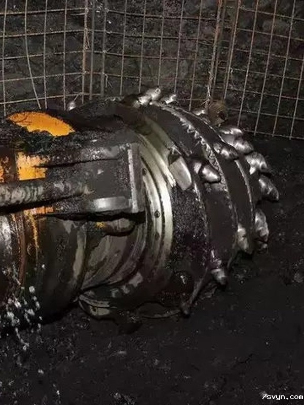 山西某煤矿岩巷掘进机截齿