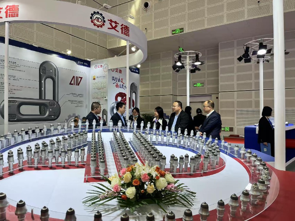 采煤机截齿选型避坑指南：适配工况+耐用性，才是核心关键